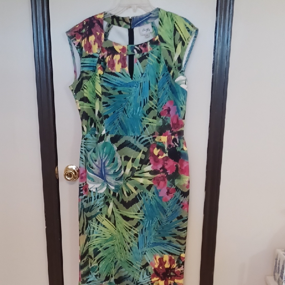 Beige by eci Tropical Midi Sheath Dress - Green Multi